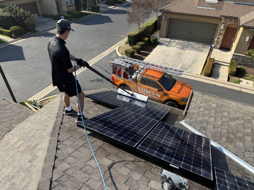 How much does it cost to clean solar panels